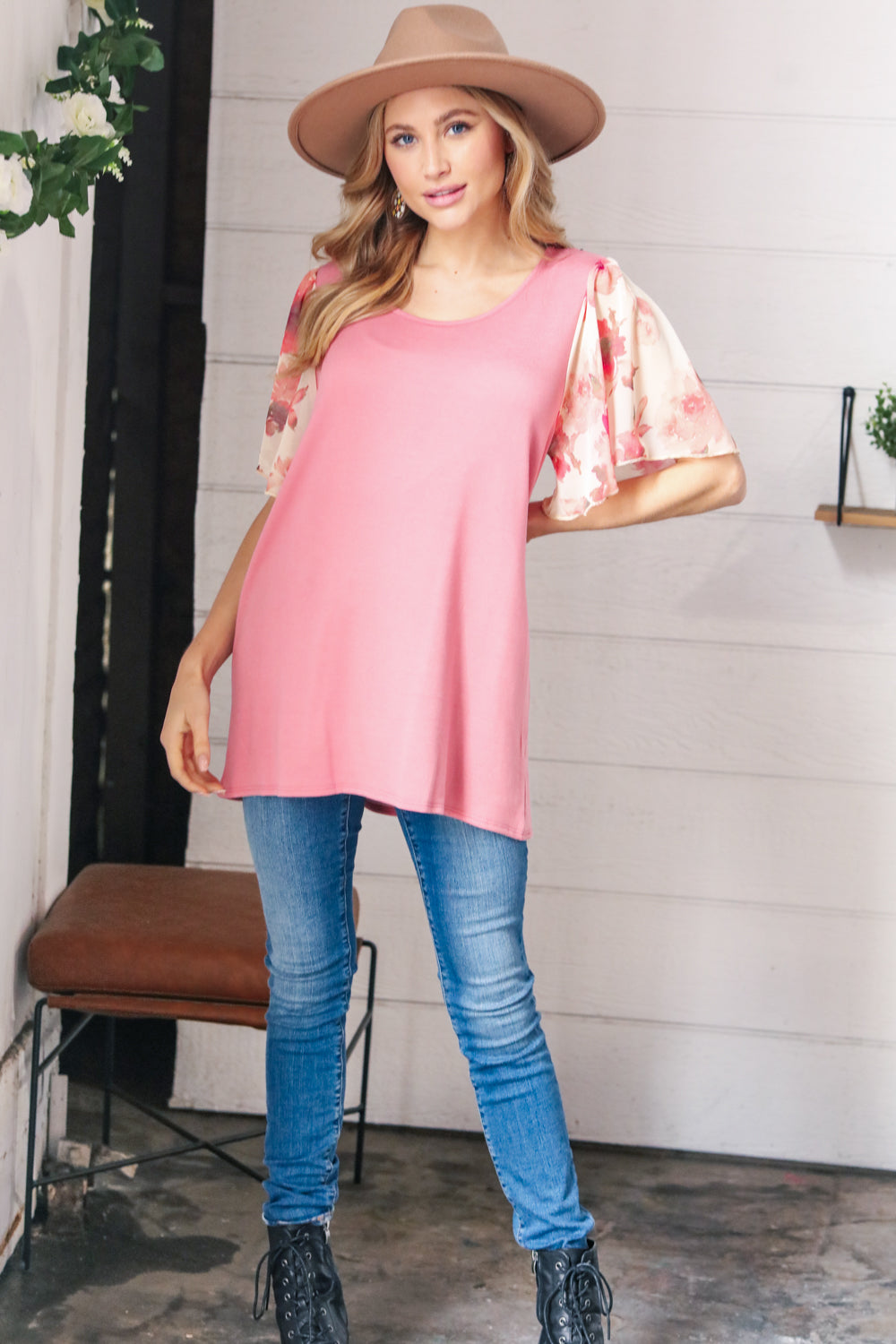 Mauve Rib Floral Chiffon Flutter Sleeve Knit Top